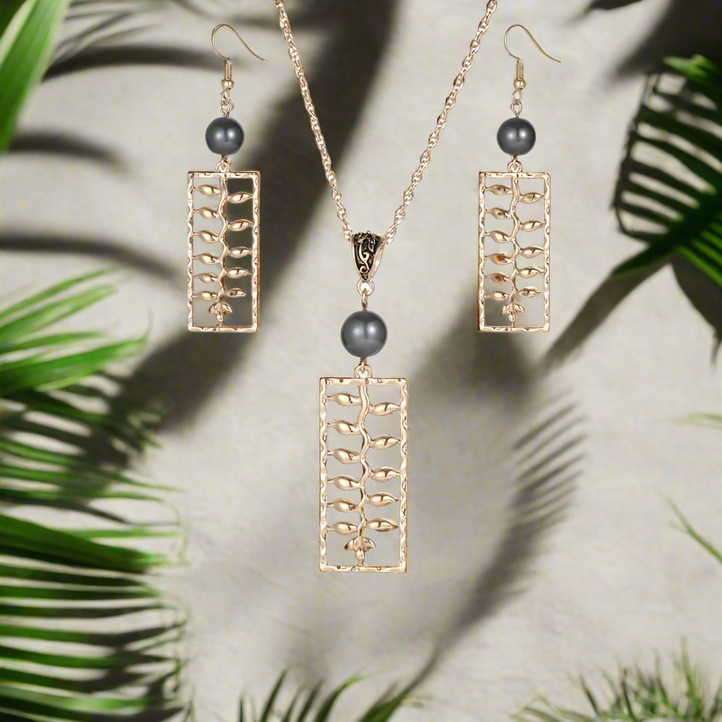 Vae Pa’a Necklace Set